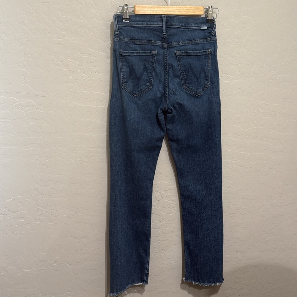 Mother Insider Crop Step Fray in Crushing It, Size 27